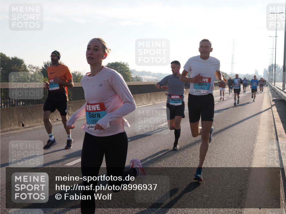 03.10.2025 - Köhlbrandbrückenlauf Fabian Wolf http://msf.ph/oto/8996937 03.10.2025 09:13:45 Position 3 1101, 1251, 1048 meine-sportfotos.de