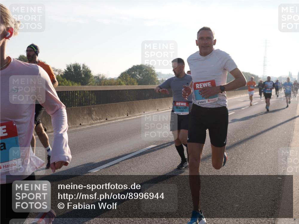 03.10.2025 - Köhlbrandbrückenlauf Fabian Wolf http://msf.ph/oto/8996944 03.10.2025 09:13:45 Position 3 1069 meine-sportfotos.de