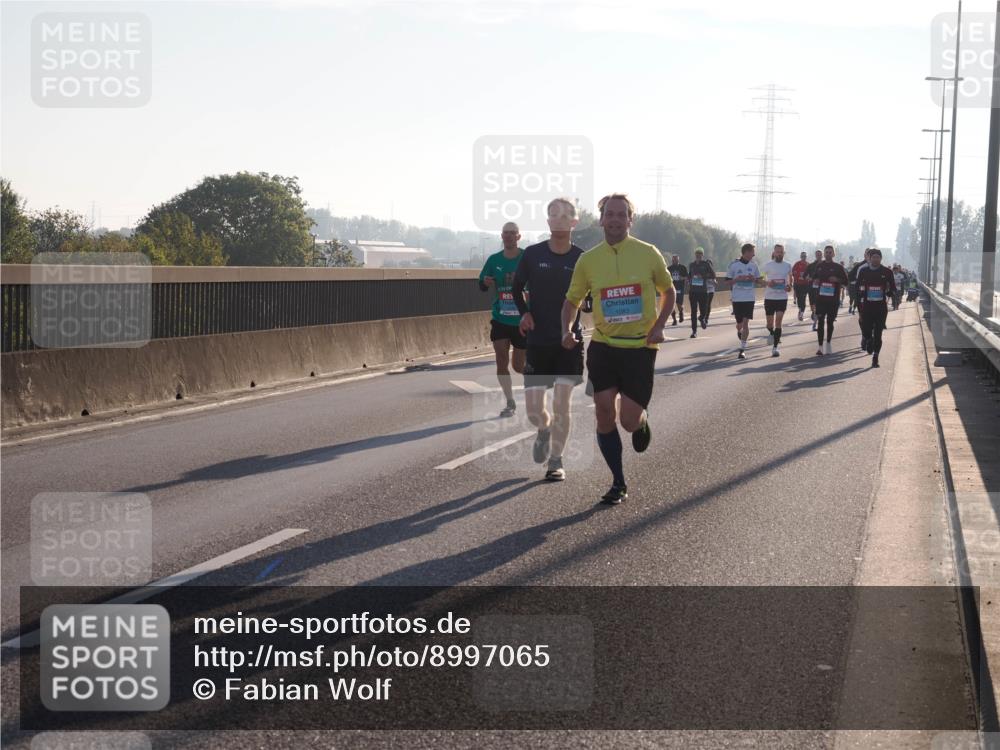03.10.2025 - Köhlbrandbrückenlauf Fabian Wolf http://msf.ph/oto/8997065 03.10.2025 09:14:01 Position 3 1083 meine-sportfotos.de