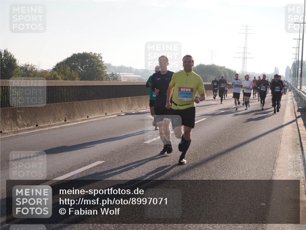 03.10.2025 - Köhlbrandbrückenlauf Fabian Wolf http://msf.ph/oto/8997071 03.10.2025 09:14:01 Position 3 1083 meine-sportfotos.de