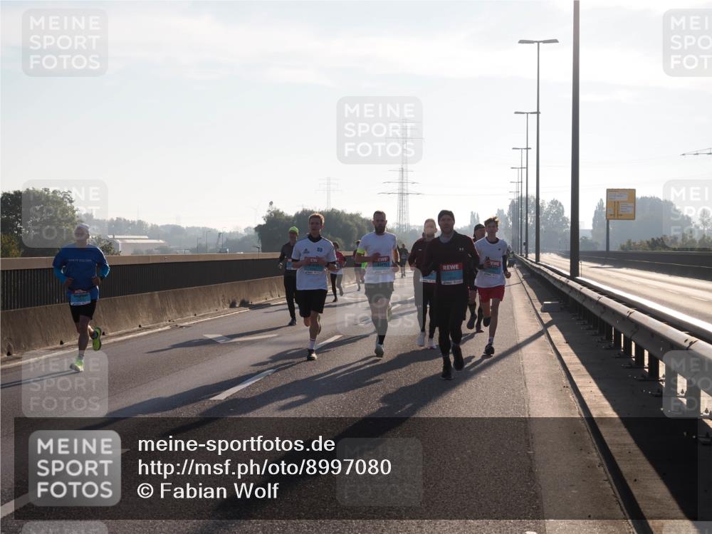 03.10.2025 - Köhlbrandbrückenlauf Fabian Wolf http://msf.ph/oto/8997080 03.10.2025 09:14:05 Position 3  meine-sportfotos.de
