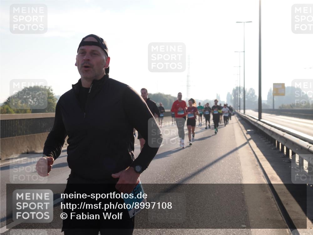 03.10.2025 - Köhlbrandbrückenlauf Fabian Wolf http://msf.ph/oto/8997108 03.10.2025 09:14:10 Position 3 2709 meine-sportfotos.de