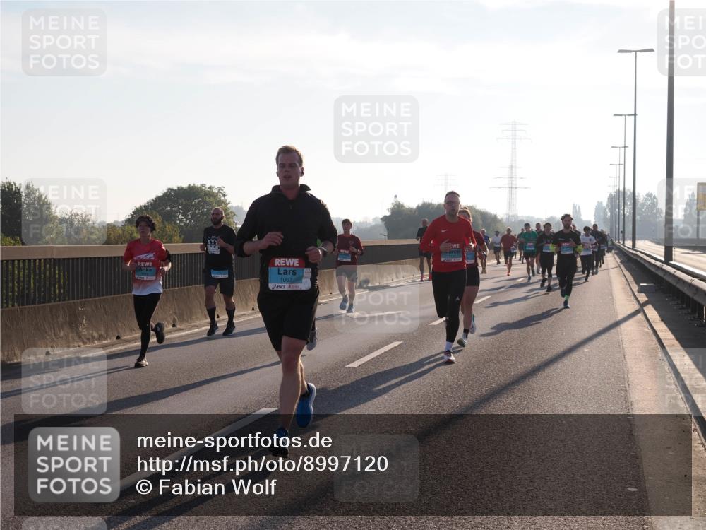03.10.2025 - Köhlbrandbrückenlauf Fabian Wolf http://msf.ph/oto/8997120 03.10.2025 09:14:12 Position 3 1067 meine-sportfotos.de