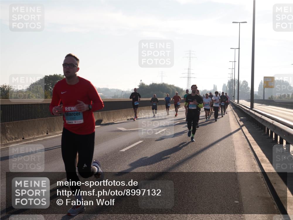 03.10.2025 - Köhlbrandbrückenlauf Fabian Wolf http://msf.ph/oto/8997132 03.10.2025 09:14:14 Position 3 1107 meine-sportfotos.de