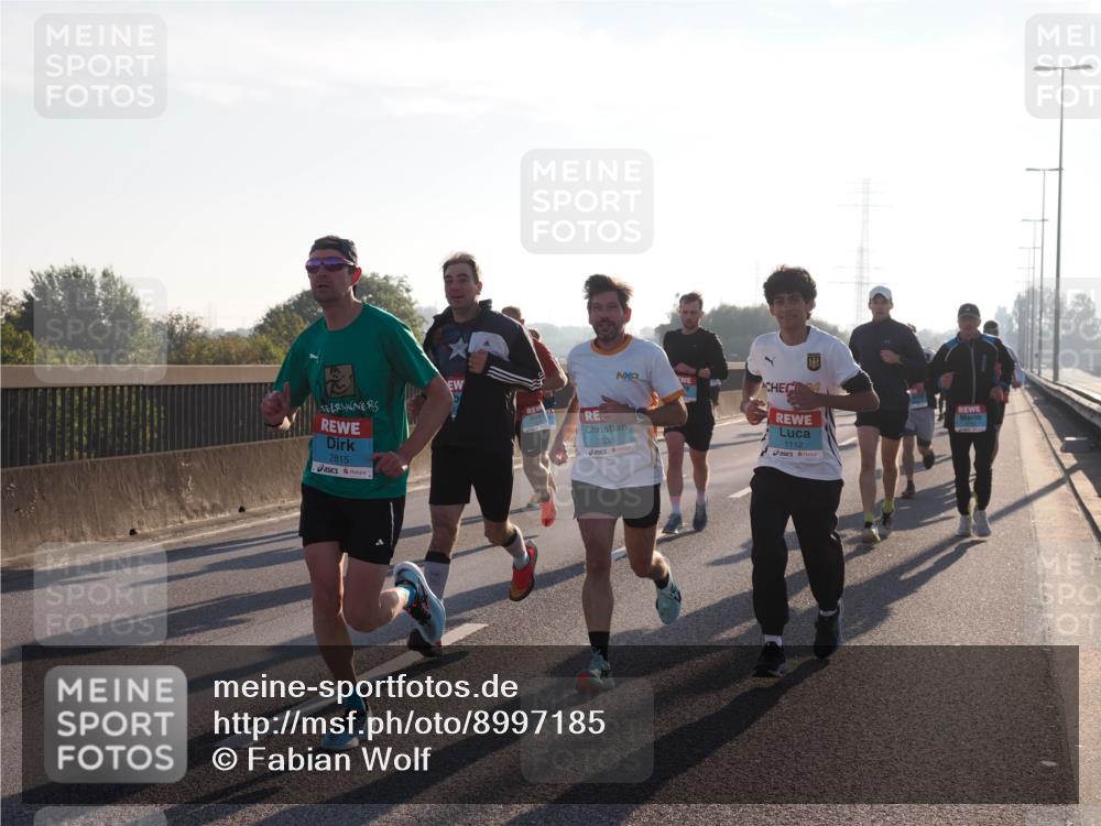 03.10.2025 - Köhlbrandbrückenlauf Fabian Wolf http://msf.ph/oto/8997185 03.10.2025 09:14:20 Position 3 2815, 3338, 1112 meine-sportfotos.de