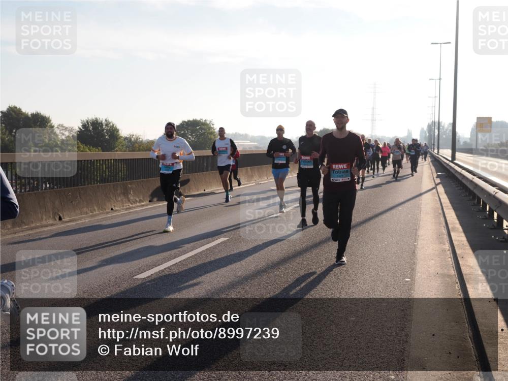 03.10.2025 - Köhlbrandbrückenlauf Fabian Wolf http://msf.ph/oto/8997239 03.10.2025 09:14:29 Position 3 1421 meine-sportfotos.de