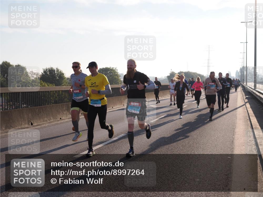 03.10.2025 - Köhlbrandbrückenlauf Fabian Wolf http://msf.ph/oto/8997264 03.10.2025 09:14:33 Position 3 3332, 3335 meine-sportfotos.de