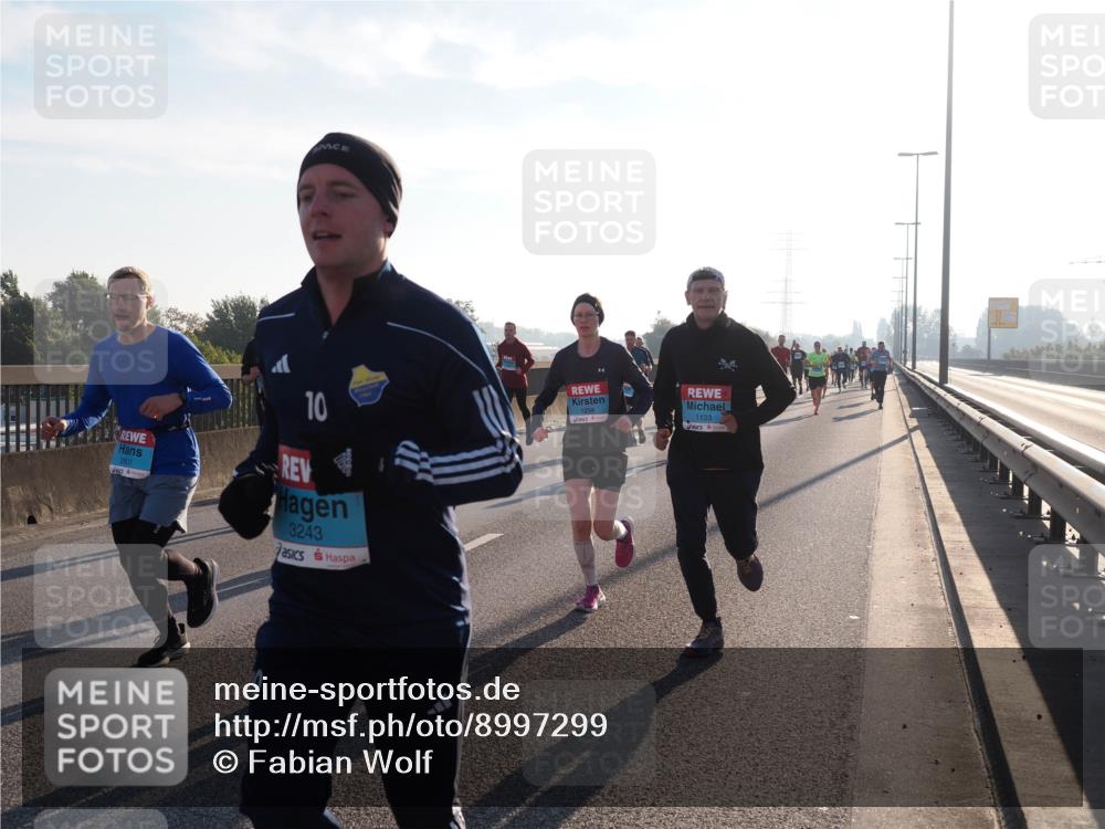 03.10.2025 - Köhlbrandbrückenlauf Fabian Wolf http://msf.ph/oto/8997299 03.10.2025 09:14:37 Position 3 2801, 10, 3243, 1133 meine-sportfotos.de