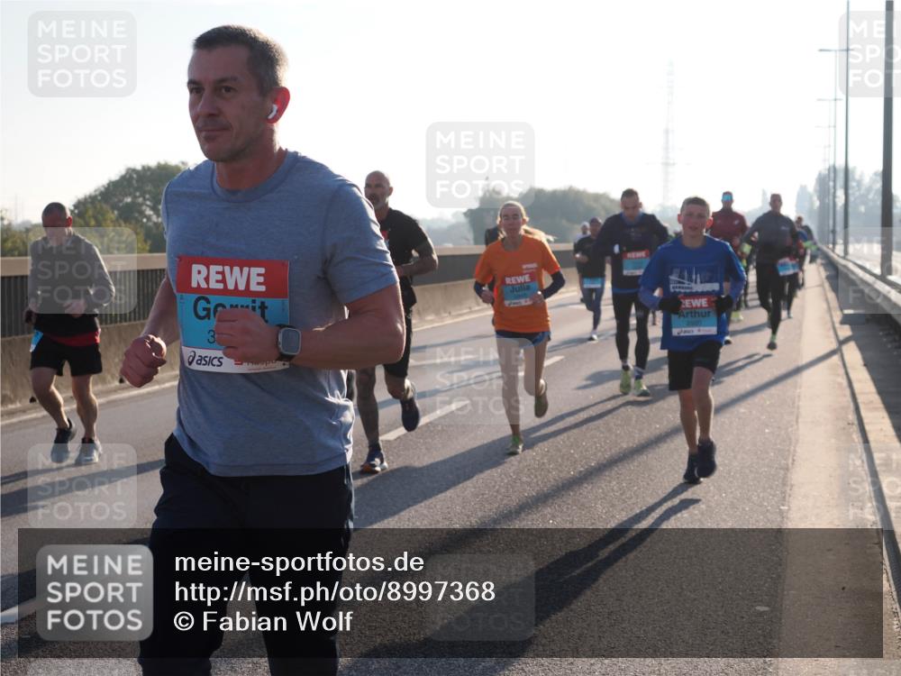 03.10.2025 - Köhlbrandbrückenlauf Fabian Wolf http://msf.ph/oto/8997368 03.10.2025 09:14:46 Position 3 3, 2920 meine-sportfotos.de