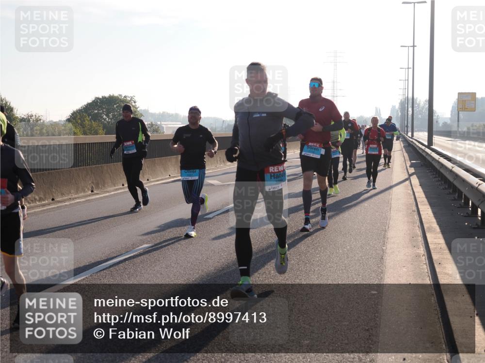03.10.2025 - Köhlbrandbrückenlauf Fabian Wolf http://msf.ph/oto/8997413 03.10.2025 09:14:50 Position 3 3354 meine-sportfotos.de