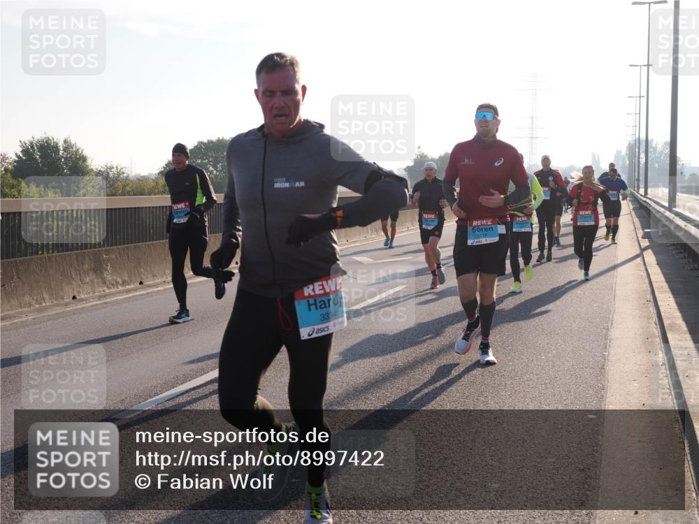03.10.2025 - Köhlbrandbrückenlauf Fabian Wolf http://msf.ph/oto/8997422 03.10.2025 09:14:50 Position 3 3354, 3118 meine-sportfotos.de