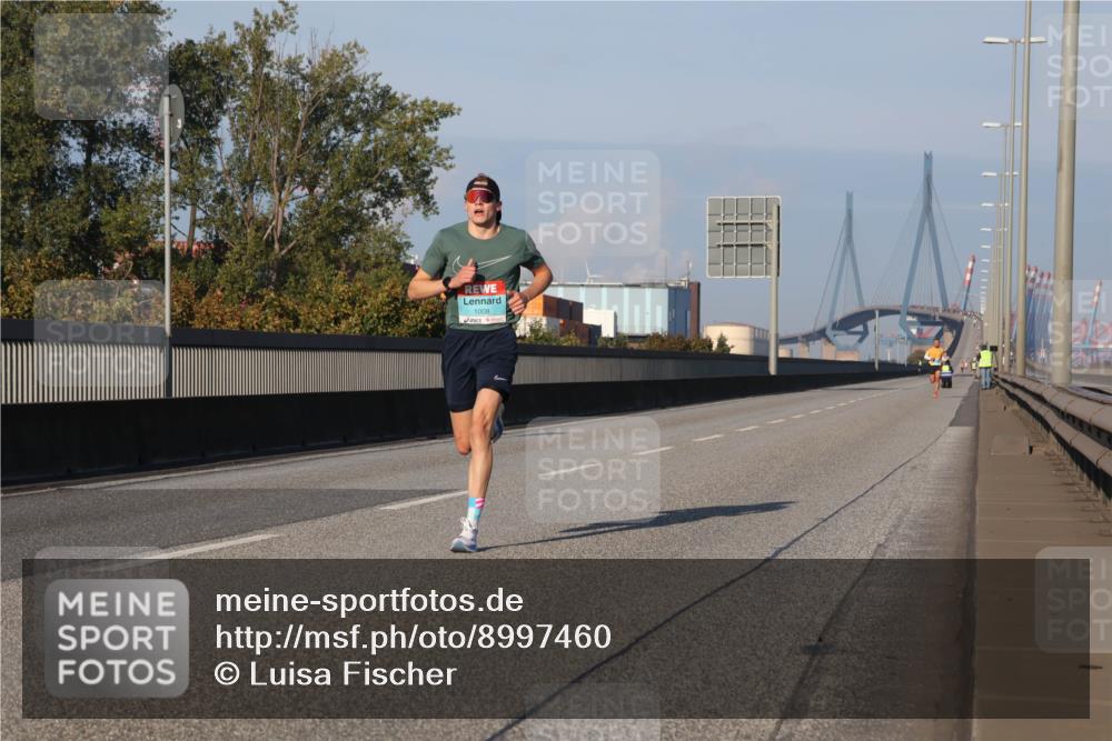 03.10.2025 - Köhlbrandbrückenlauf Luisa Fischer http://msf.ph/oto/8997460 03.10.2025 10:34:55 Position 3 1008 meine-sportfotos.de