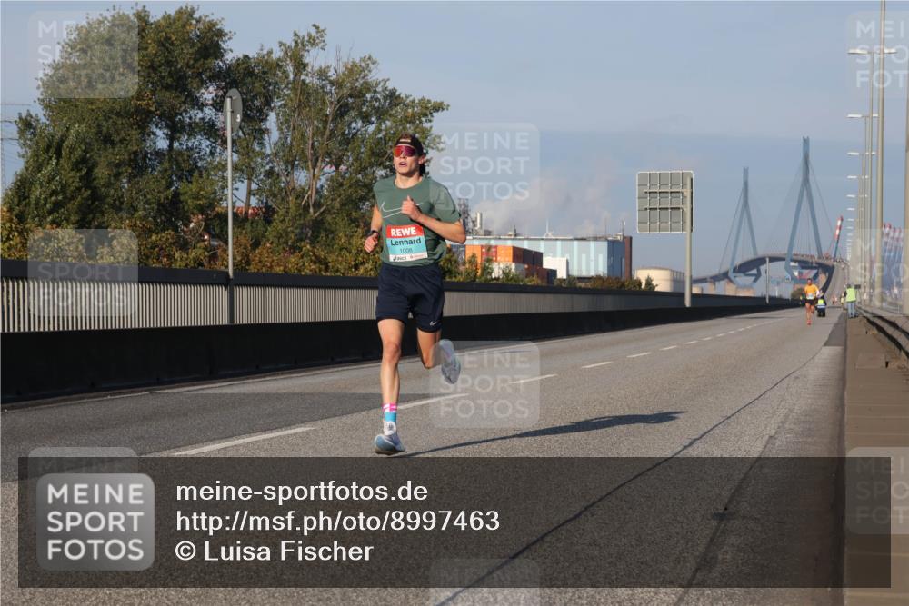 03.10.2025 - Köhlbrandbrückenlauf Luisa Fischer http://msf.ph/oto/8997463 03.10.2025 10:34:56 Position 3 1008 meine-sportfotos.de