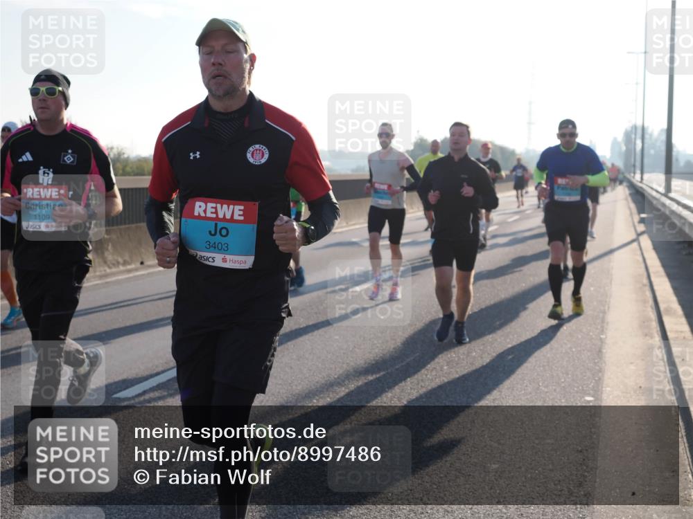 03.10.2025 - Köhlbrandbrückenlauf Fabian Wolf http://msf.ph/oto/8997486 03.10.2025 09:14:55 Position 3 1910, 1109, 3403 meine-sportfotos.de