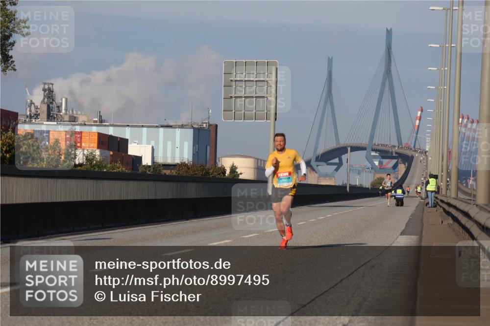 03.10.2025 - Köhlbrandbrückenlauf Luisa Fischer http://msf.ph/oto/8997495 03.10.2025 10:35:08 Position 3  meine-sportfotos.de