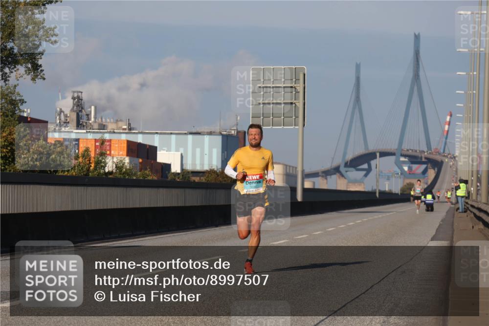 03.10.2025 - Köhlbrandbrückenlauf Luisa Fischer http://msf.ph/oto/8997507 03.10.2025 10:35:09 Position 3 3590 meine-sportfotos.de