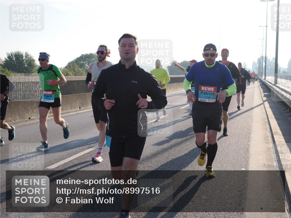 03.10.2025 - Köhlbrandbrückenlauf Fabian Wolf http://msf.ph/oto/8997516 03.10.2025 09:14:56 Position 3 2710, 1132 meine-sportfotos.de