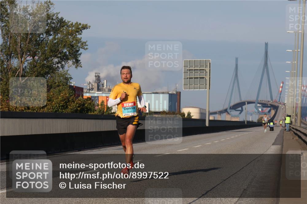 03.10.2025 - Köhlbrandbrückenlauf Luisa Fischer http://msf.ph/oto/8997522 03.10.2025 10:35:11 Position 3 3590 meine-sportfotos.de