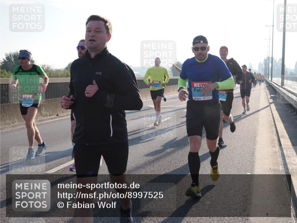 03.10.2025 - Köhlbrandbrückenlauf Fabian Wolf http://msf.ph/oto/8997525 03.10.2025 09:14:57 Position 3 2710, 1132, 231 meine-sportfotos.de