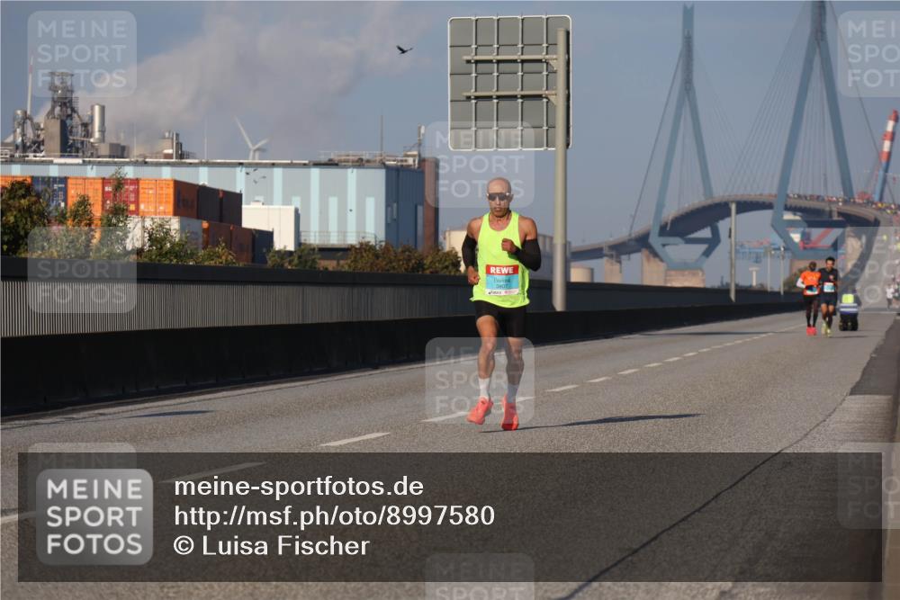 03.10.2025 - Köhlbrandbrückenlauf Luisa Fischer http://msf.ph/oto/8997580 03.10.2025 10:36:00 Position 3 3807 meine-sportfotos.de