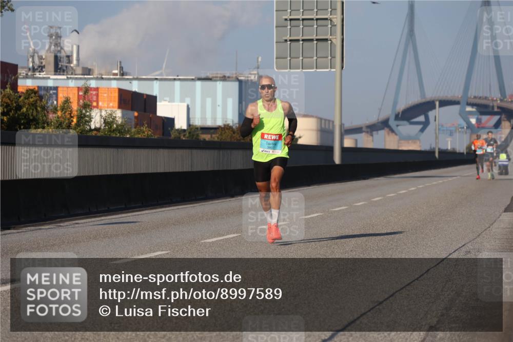 03.10.2025 - Köhlbrandbrückenlauf Luisa Fischer http://msf.ph/oto/8997589 03.10.2025 10:36:01 Position 3 3807 meine-sportfotos.de