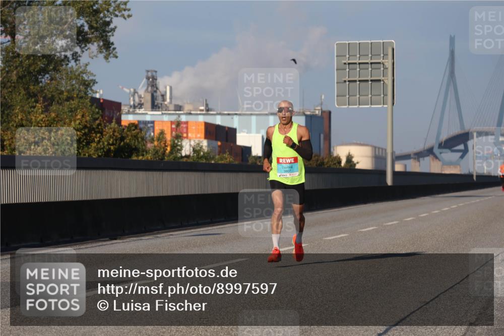 03.10.2025 - Köhlbrandbrückenlauf Luisa Fischer http://msf.ph/oto/8997597 03.10.2025 10:36:02 Position 3 3807 meine-sportfotos.de