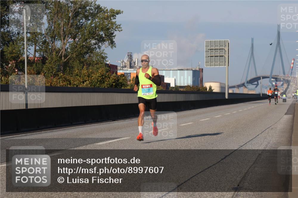 03.10.2025 - Köhlbrandbrückenlauf Luisa Fischer http://msf.ph/oto/8997607 03.10.2025 10:36:04 Position 3  meine-sportfotos.de