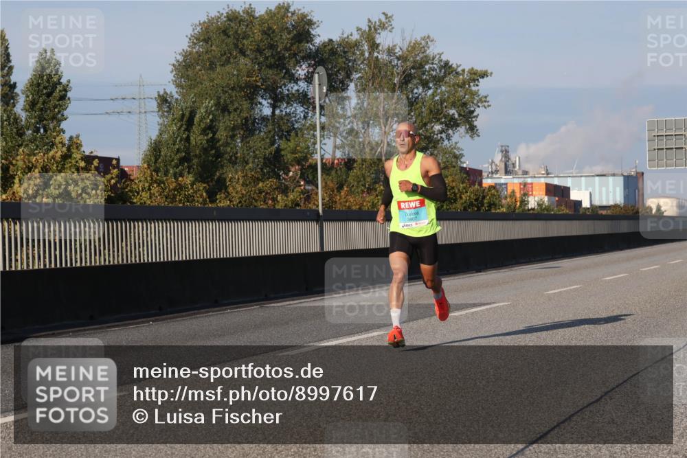 03.10.2025 - Köhlbrandbrückenlauf Luisa Fischer http://msf.ph/oto/8997617 03.10.2025 10:36:05 Position 3 3807 meine-sportfotos.de