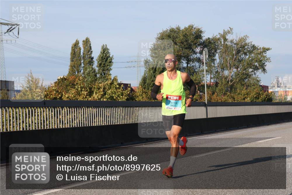 03.10.2025 - Köhlbrandbrückenlauf Luisa Fischer http://msf.ph/oto/8997625 03.10.2025 10:36:06 Position 3 3807 meine-sportfotos.de