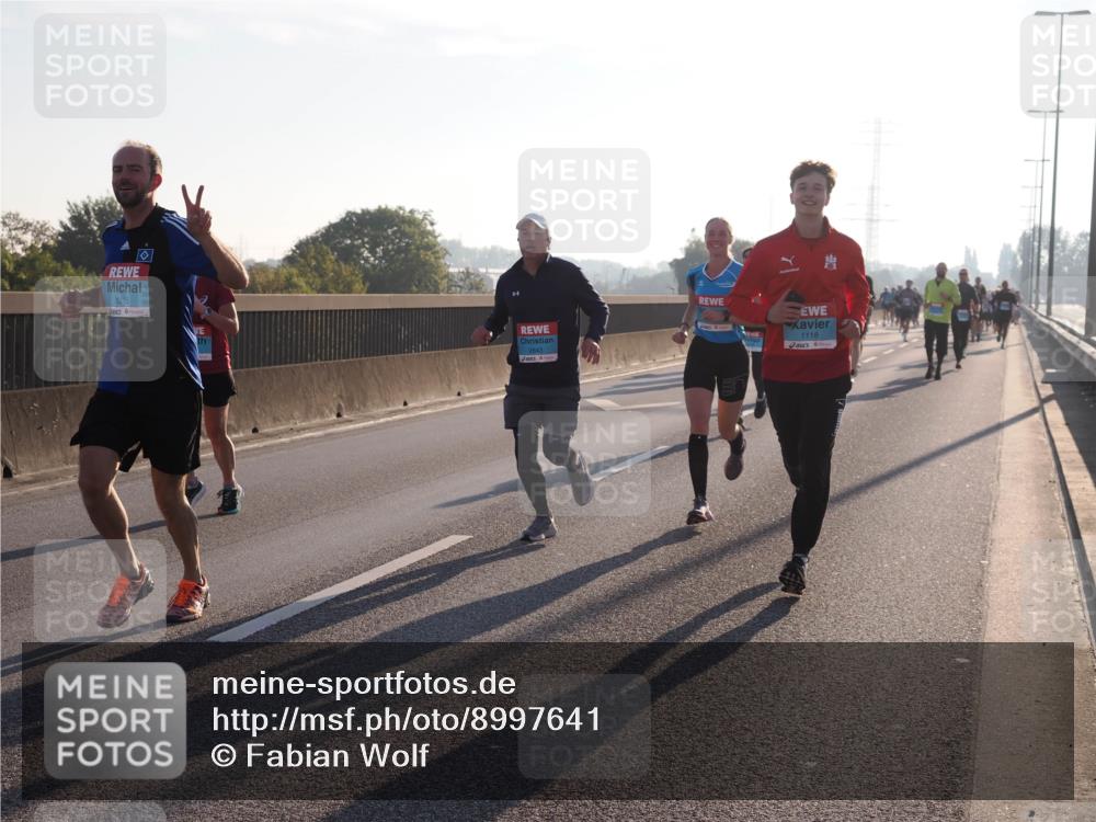 03.10.2025 - Köhlbrandbrückenlauf Fabian Wolf http://msf.ph/oto/8997641 03.10.2025 09:15:05 Position 3 1215, 2843, 1118 meine-sportfotos.de