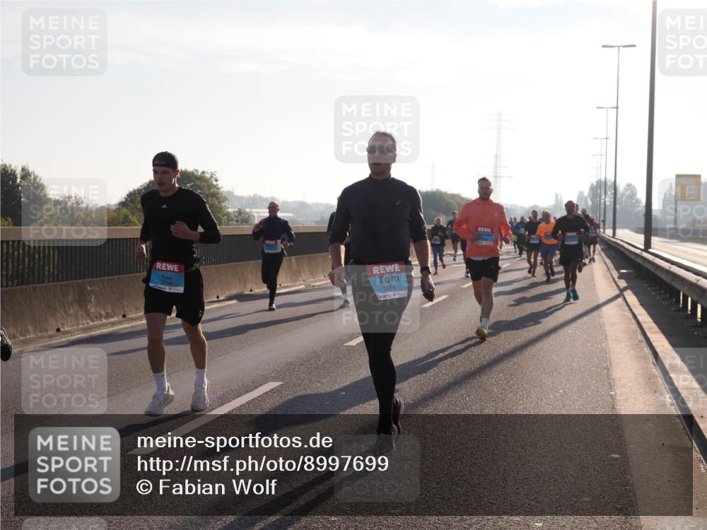 03.10.2025 - Köhlbrandbrückenlauf Fabian Wolf http://msf.ph/oto/8997699 03.10.2025 09:15:13 Position 3 3749, 1054 meine-sportfotos.de