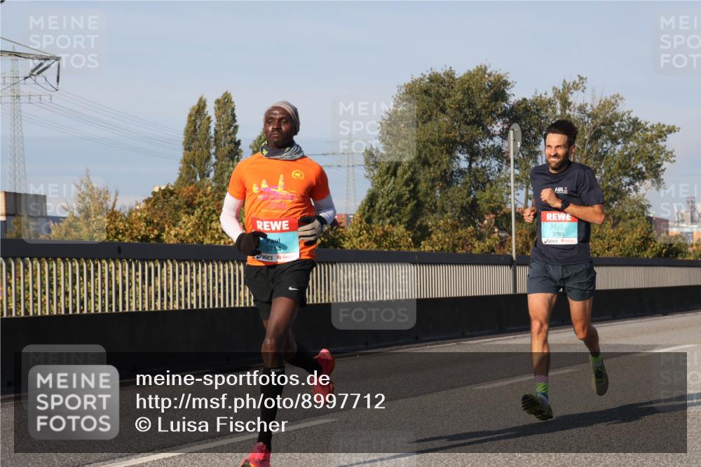 03.10.2025 - Köhlbrandbrückenlauf Luisa Fischer http://msf.ph/oto/8997712 03.10.2025 10:36:24 Position 3 3714, 3760 meine-sportfotos.de