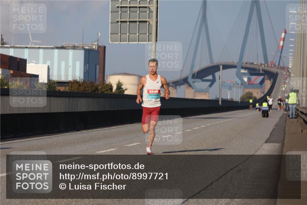 03.10.2025 - Köhlbrandbrückenlauf Luisa Fischer http://msf.ph/oto/8997721 03.10.2025 10:36:31 Position 3  meine-sportfotos.de