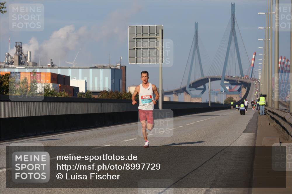 03.10.2025 - Köhlbrandbrückenlauf Luisa Fischer http://msf.ph/oto/8997729 03.10.2025 10:36:32 Position 3  meine-sportfotos.de