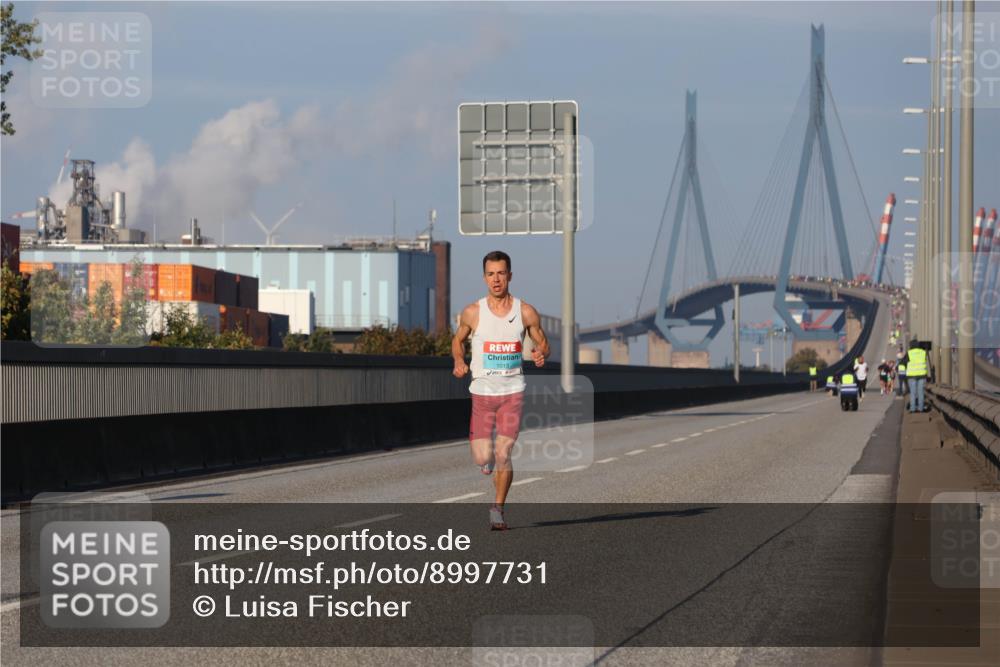 03.10.2025 - Köhlbrandbrückenlauf Luisa Fischer http://msf.ph/oto/8997731 03.10.2025 10:36:32 Position 3 1013 meine-sportfotos.de