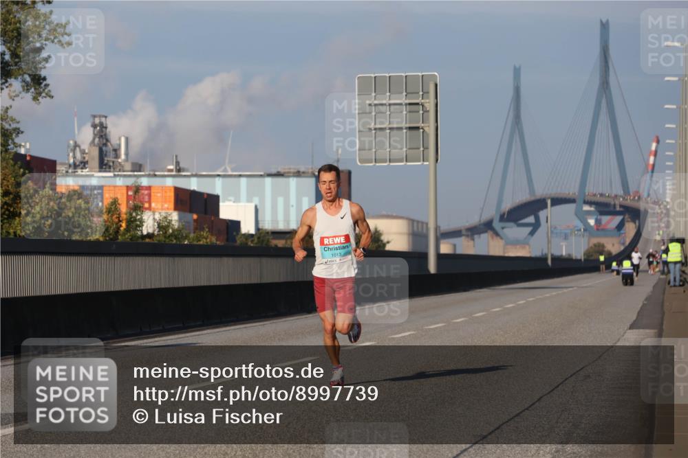 03.10.2025 - Köhlbrandbrückenlauf Luisa Fischer http://msf.ph/oto/8997739 03.10.2025 10:36:33 Position 3  meine-sportfotos.de