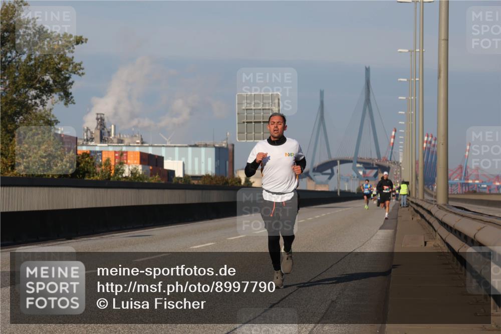 03.10.2025 - Köhlbrandbrückenlauf Luisa Fischer http://msf.ph/oto/8997790 03.10.2025 10:37:12 Position 3  meine-sportfotos.de
