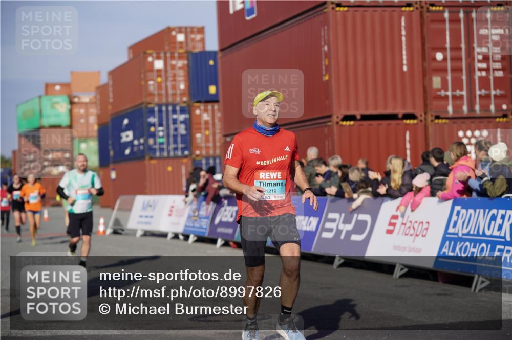 03.10.2025 - Köhlbrandbrückenlauf Michael Burmester http://msf.ph/oto/8997826 03.10.2025 10:02:12 Ziel 1219, 1292, 1493, 1966, 2849, 3165, 3806 meine-sportfotos.de