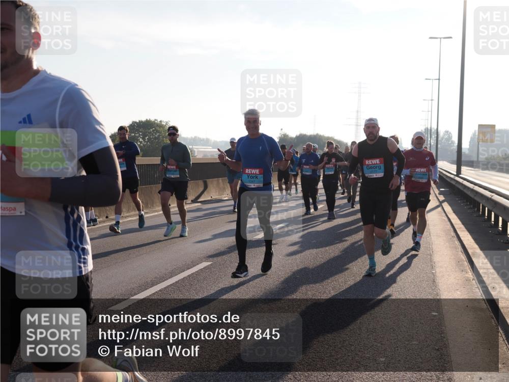 03.10.2025 - Köhlbrandbrückenlauf Fabian Wolf http://msf.ph/oto/8997845 03.10.2025 09:15:21 Position 3 1247 meine-sportfotos.de