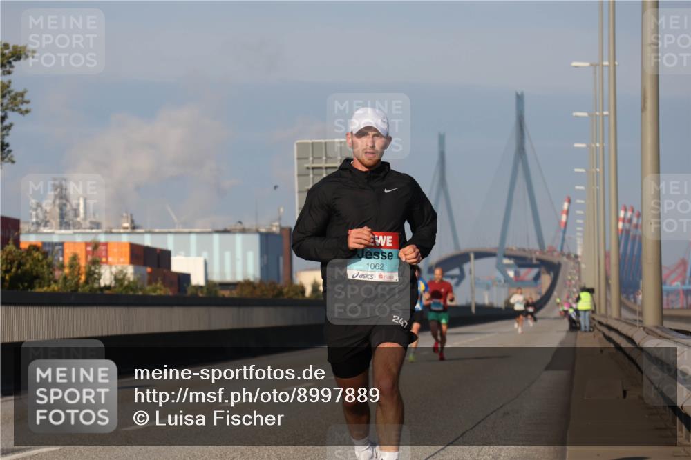 03.10.2025 - Köhlbrandbrückenlauf Luisa Fischer http://msf.ph/oto/8997889 03.10.2025 10:37:25 Position 3 1062, 247 meine-sportfotos.de