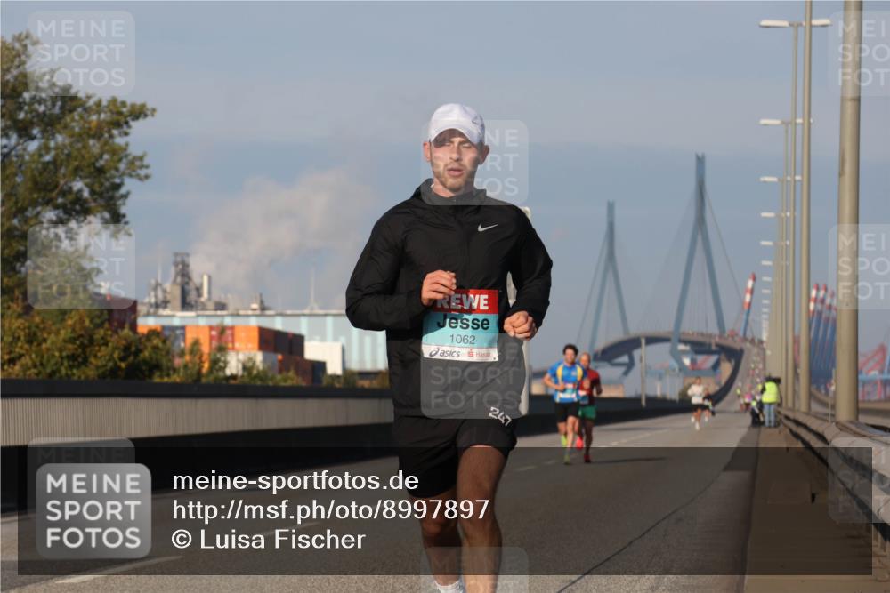 03.10.2025 - Köhlbrandbrückenlauf Luisa Fischer http://msf.ph/oto/8997897 03.10.2025 10:37:25 Position 3 1062, 247 meine-sportfotos.de