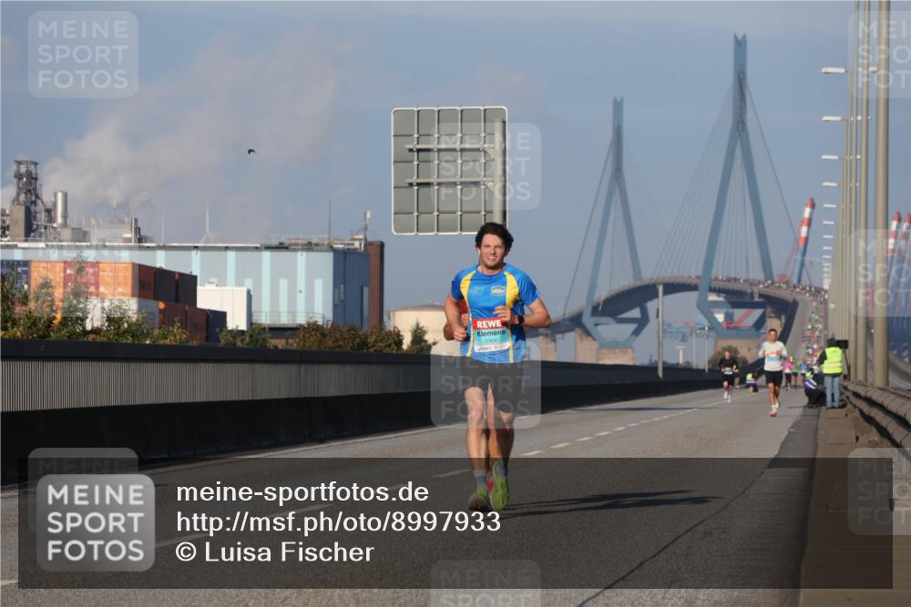 03.10.2025 - Köhlbrandbrückenlauf Luisa Fischer http://msf.ph/oto/8997933 03.10.2025 10:37:30 Position 3 3 meine-sportfotos.de