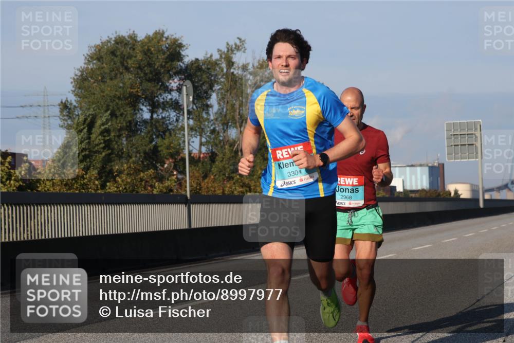 03.10.2025 - Köhlbrandbrückenlauf Luisa Fischer http://msf.ph/oto/8997977 03.10.2025 10:37:35 Position 3 3304, 2968 meine-sportfotos.de