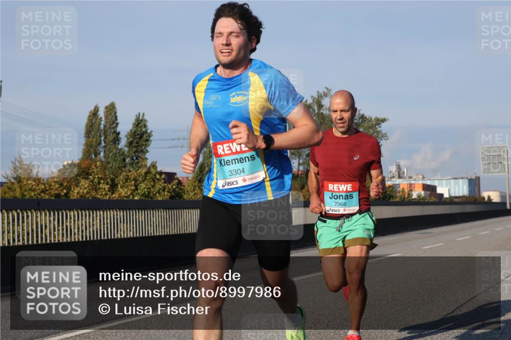 03.10.2025 - Köhlbrandbrückenlauf Luisa Fischer http://msf.ph/oto/8997986 03.10.2025 10:37:36 Position 3 3304, 2968 meine-sportfotos.de
