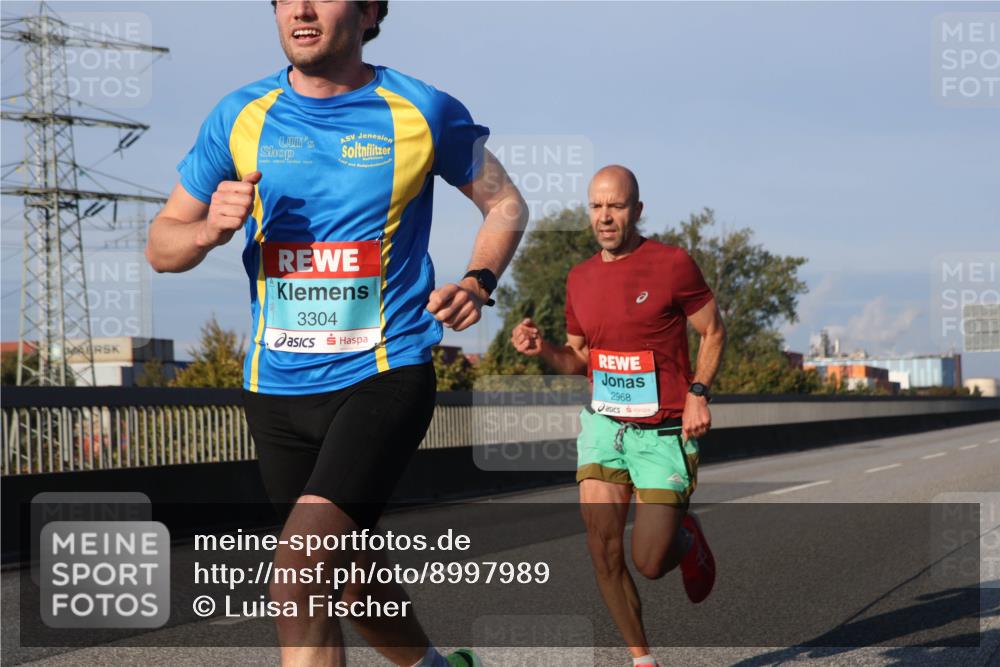 03.10.2025 - Köhlbrandbrückenlauf Luisa Fischer http://msf.ph/oto/8997989 03.10.2025 10:37:36 Position 3 3304, 2968 meine-sportfotos.de