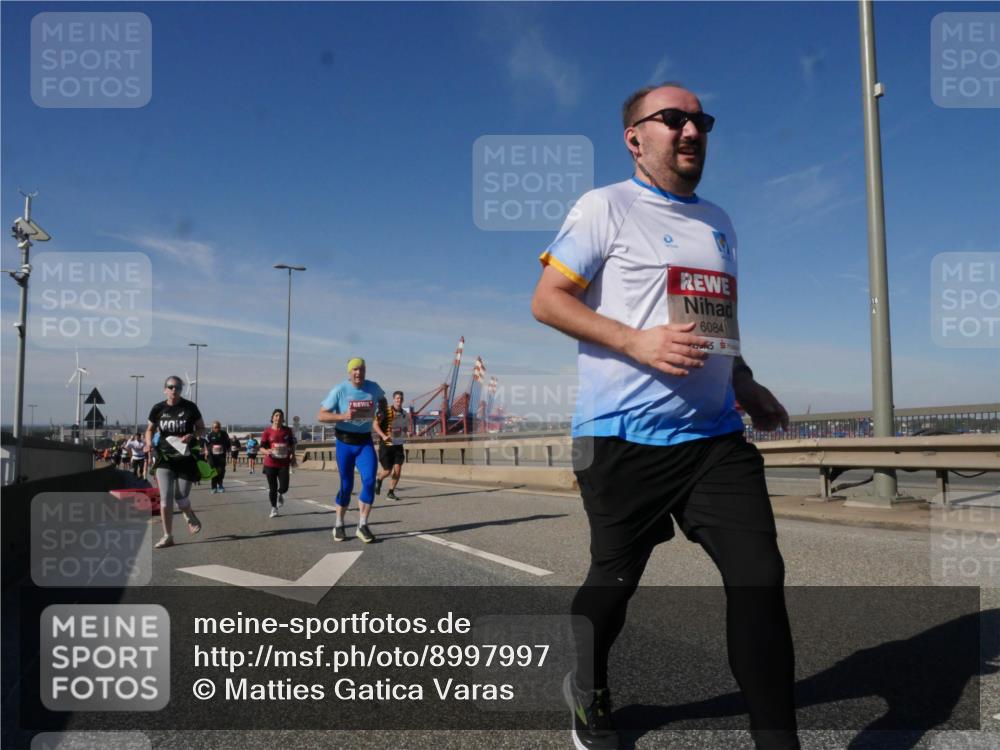 03.10.2025 - Köhlbrandbrückenlauf Matties Gatica Varas http://msf.ph/oto/8997997 03.10.2025 12:49:39 Position 2 6084 meine-sportfotos.de