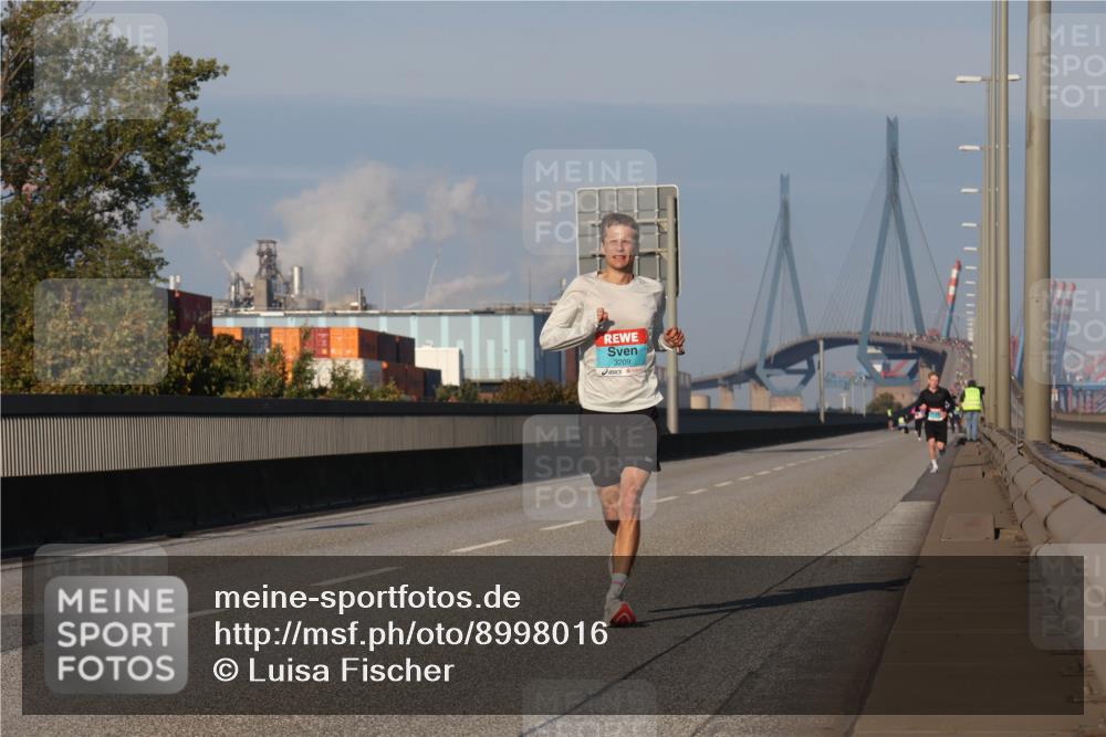03.10.2025 - Köhlbrandbrückenlauf Luisa Fischer http://msf.ph/oto/8998016 03.10.2025 10:37:50 Position 3 3209 meine-sportfotos.de