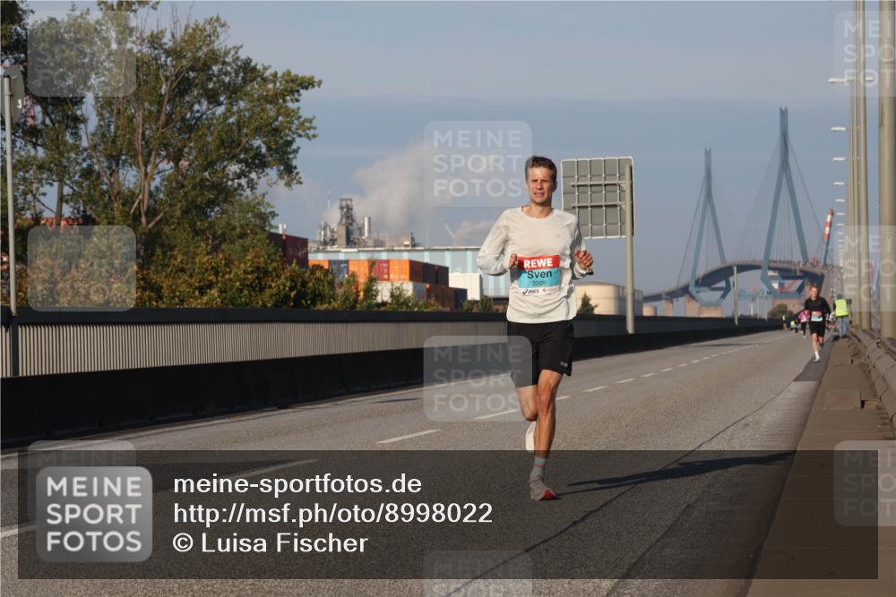 03.10.2025 - Köhlbrandbrückenlauf Luisa Fischer http://msf.ph/oto/8998022 03.10.2025 10:37:51 Position 3 3209 meine-sportfotos.de