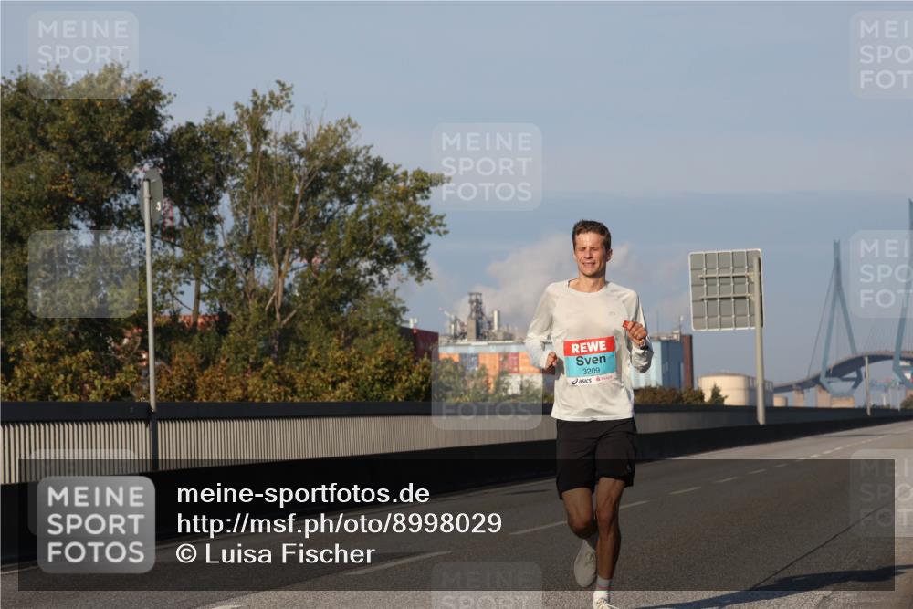 03.10.2025 - Köhlbrandbrückenlauf Luisa Fischer http://msf.ph/oto/8998029 03.10.2025 10:37:52 Position 3 3209 meine-sportfotos.de
