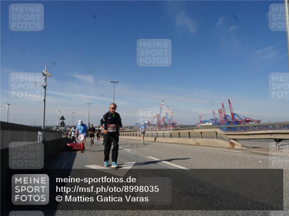 03.10.2025 - Köhlbrandbrückenlauf Matties Gatica Varas http://msf.ph/oto/8998035 03.10.2025 12:49:45 Position 2  meine-sportfotos.de